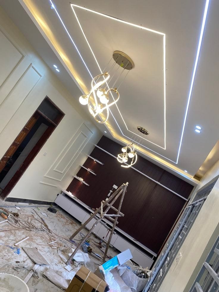 تشطيب شقة سكنية في جدة مع تنفيذ الأرضيات والجبس بورد.